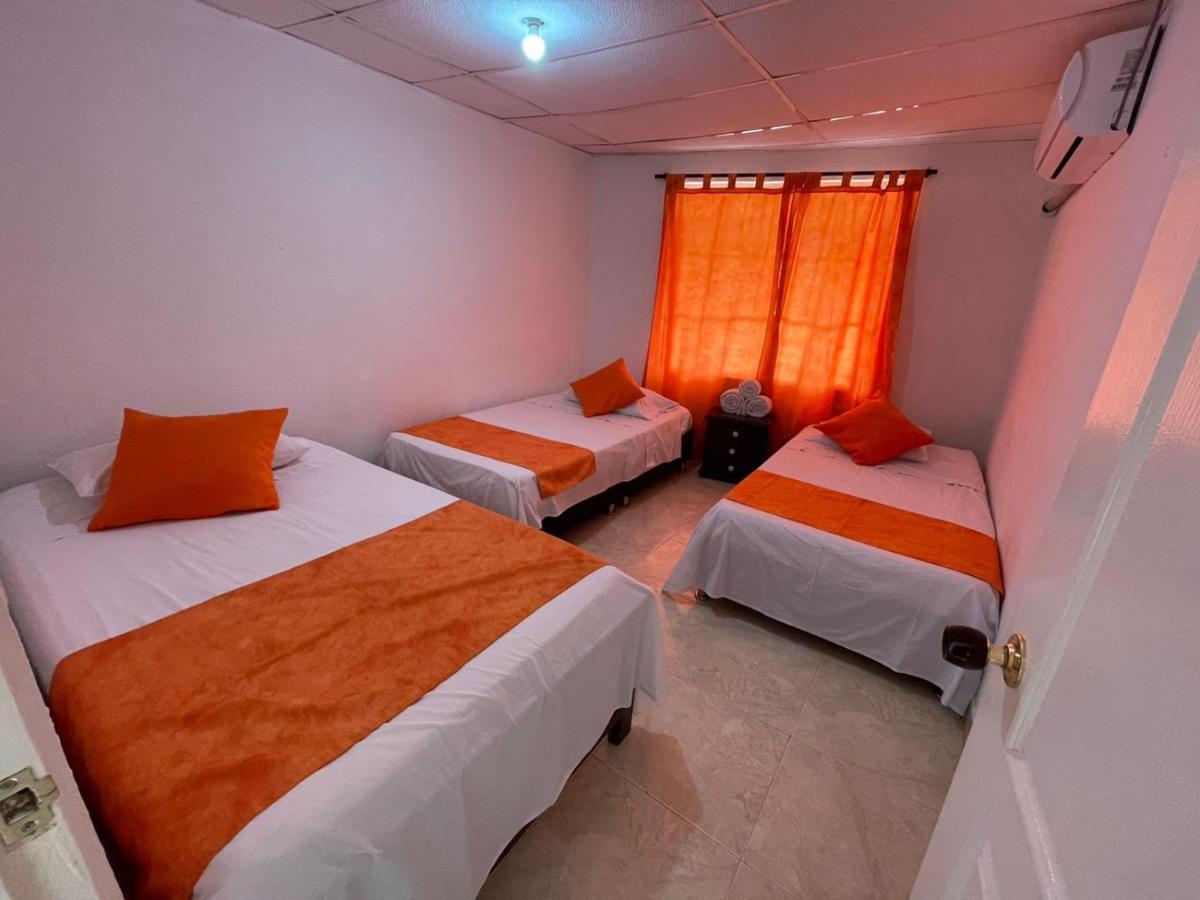 Apartamentos Chuchos Place Сан-Андрес Экстерьер фото